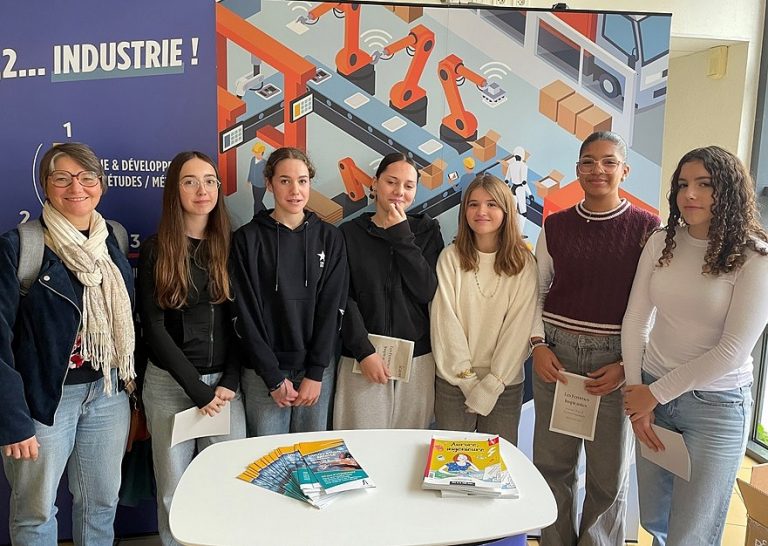 Lire la suite à propos de l’article Visite d&rsquo;une école d&rsquo;ingénieur(e)s