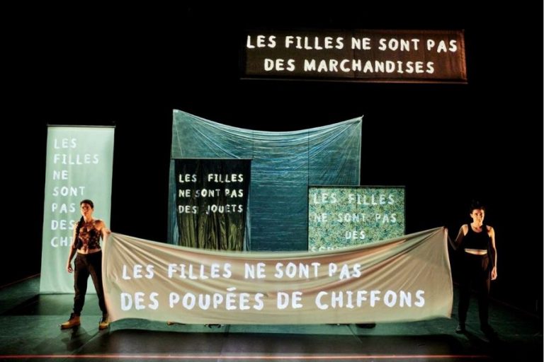Lire la suite à propos de l’article Les élèves au théâtre 🎭