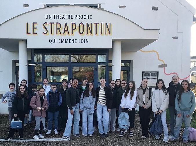 Lire la suite à propos de l’article Un stage de théâtre en 5e 👀💁